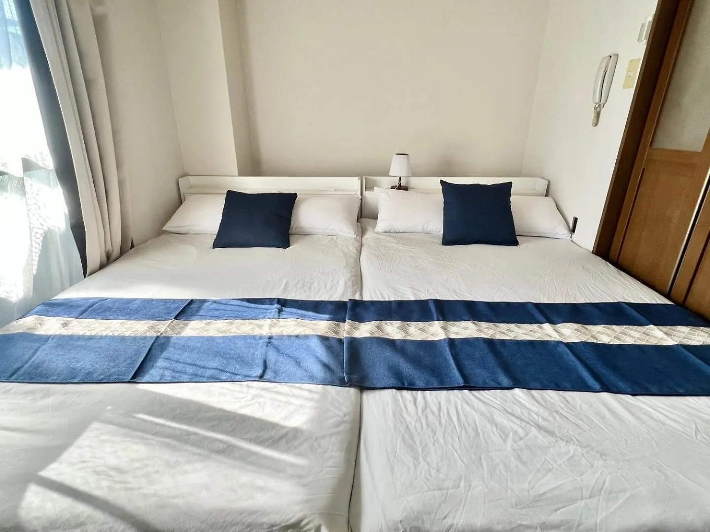 7人可能 なんば駅 一駅 / 地下鉄駅 2分 Royal901 Apartment Osaka