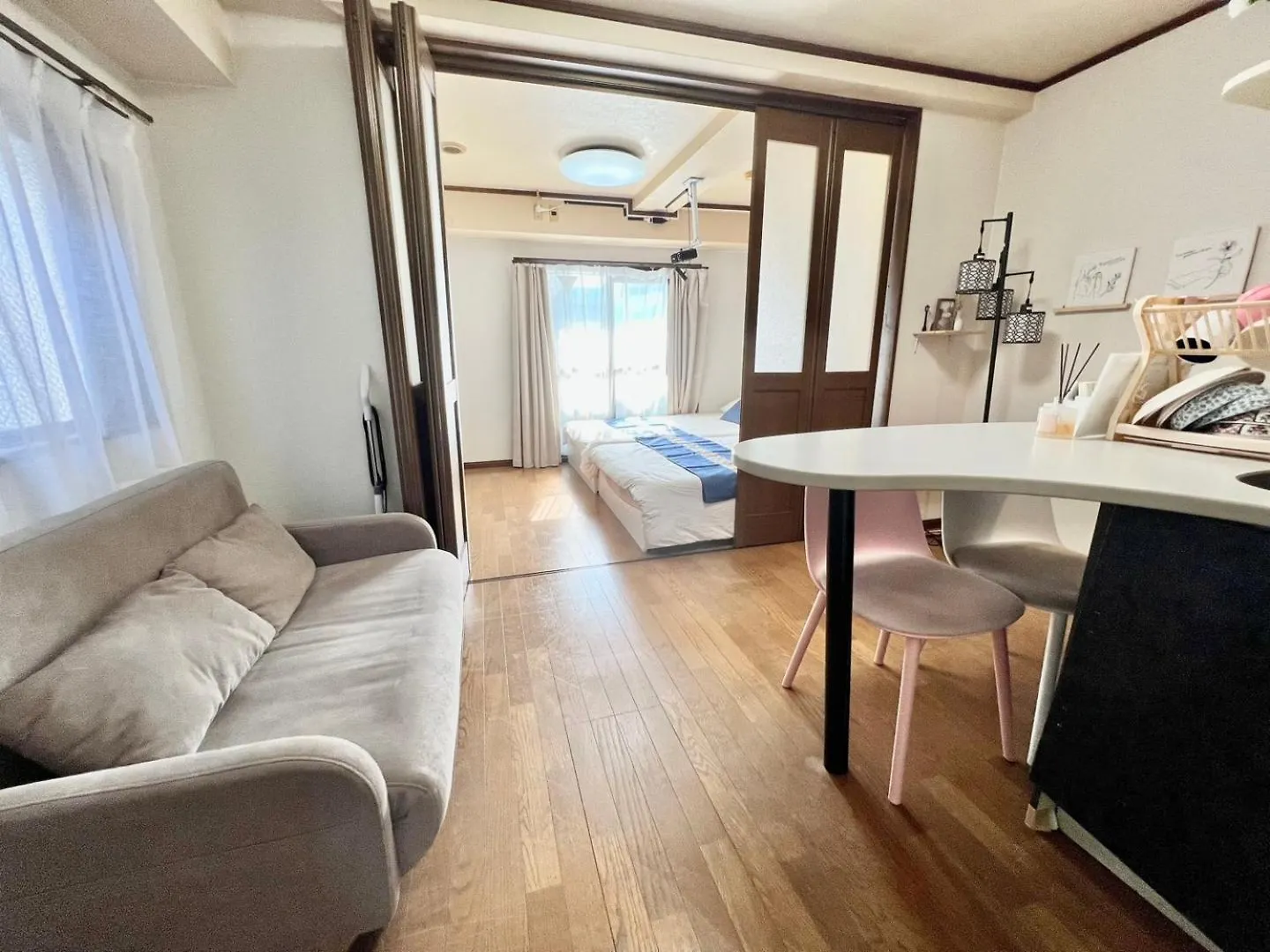 7人可能 なんば駅 一駅 / 地下鉄駅 2分 Royal901 Apartment Osaka