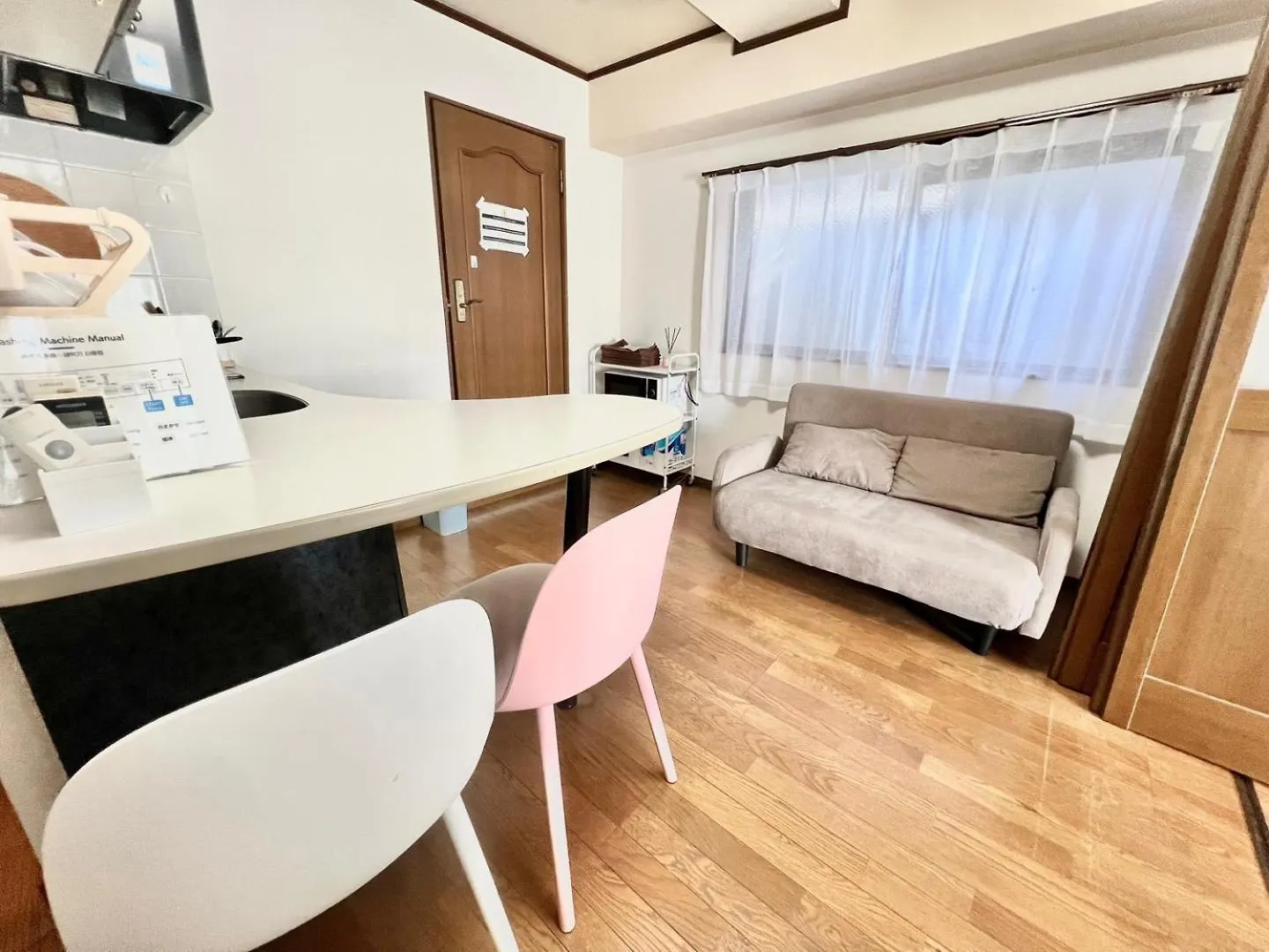 7人可能 なんば駅 一駅 / 地下鉄駅 2分 Royal901 Apartment Osaka